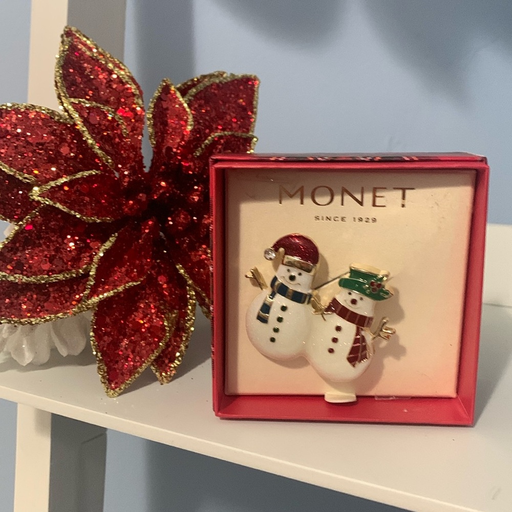 Monet snowmen brooch